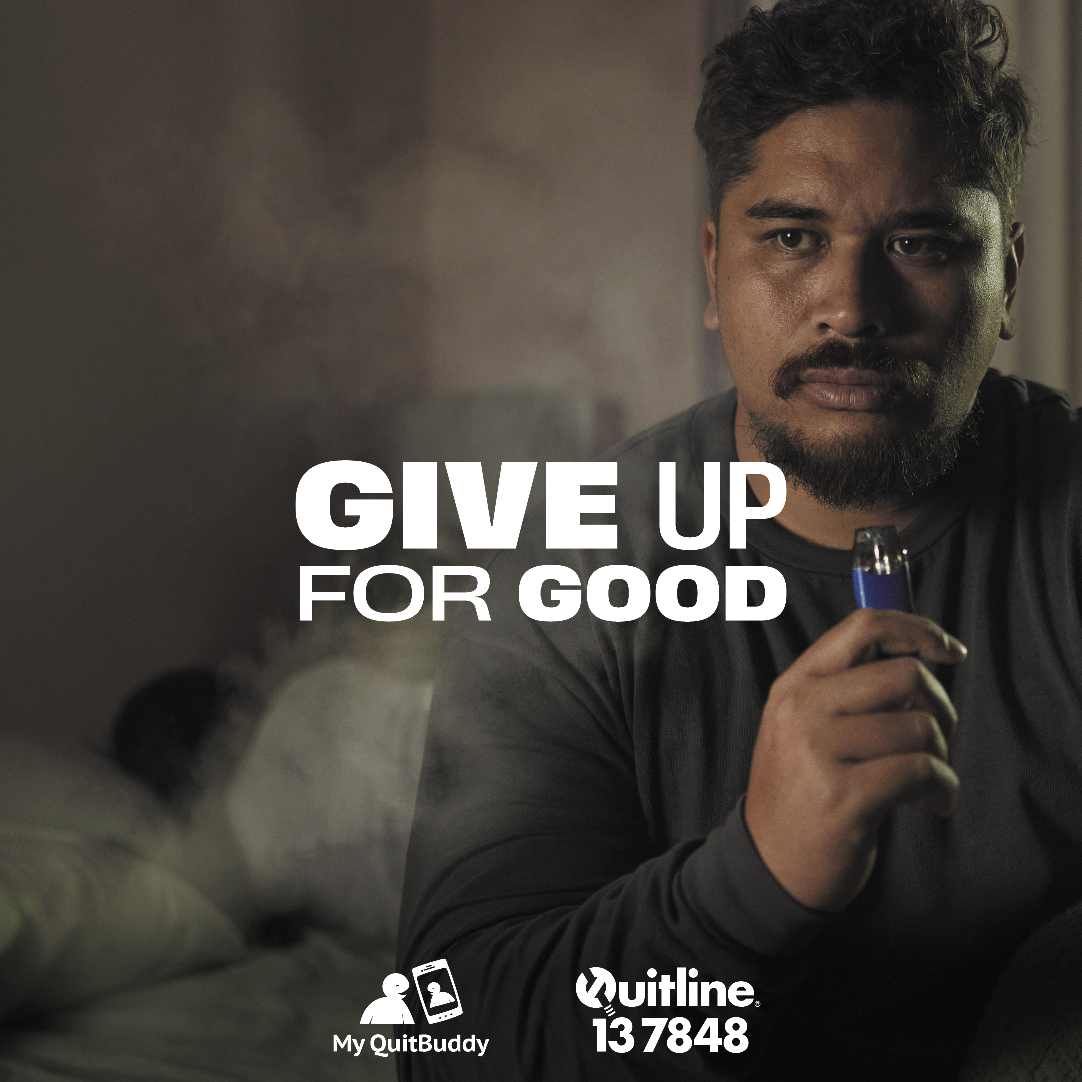 Man holding a vape
