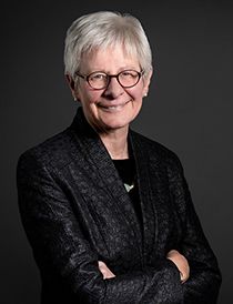 Dr Ruth Vine photograph