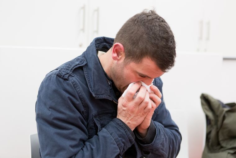 Influenza-image-man-tissue