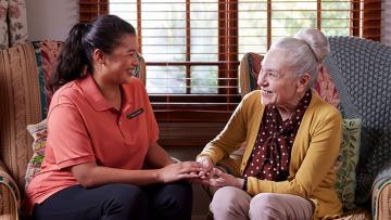 A nurse with an older woman