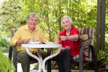 Volunteer visitors stories - Julia and Joan