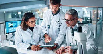 Group of 3 scientific analysis 