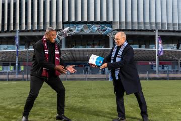 Former State of Origin stars Petero Civoniceva and Geoff Toovey