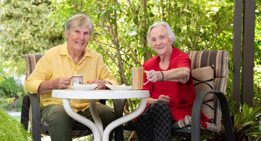 Volunteer visitors stories - Julia and Joan